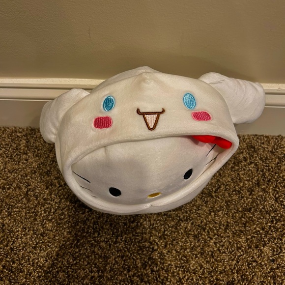 Hello Kitty Squishmallow Cinnamaroll Hoodie Plush Small 8” - Picture 4 of 4